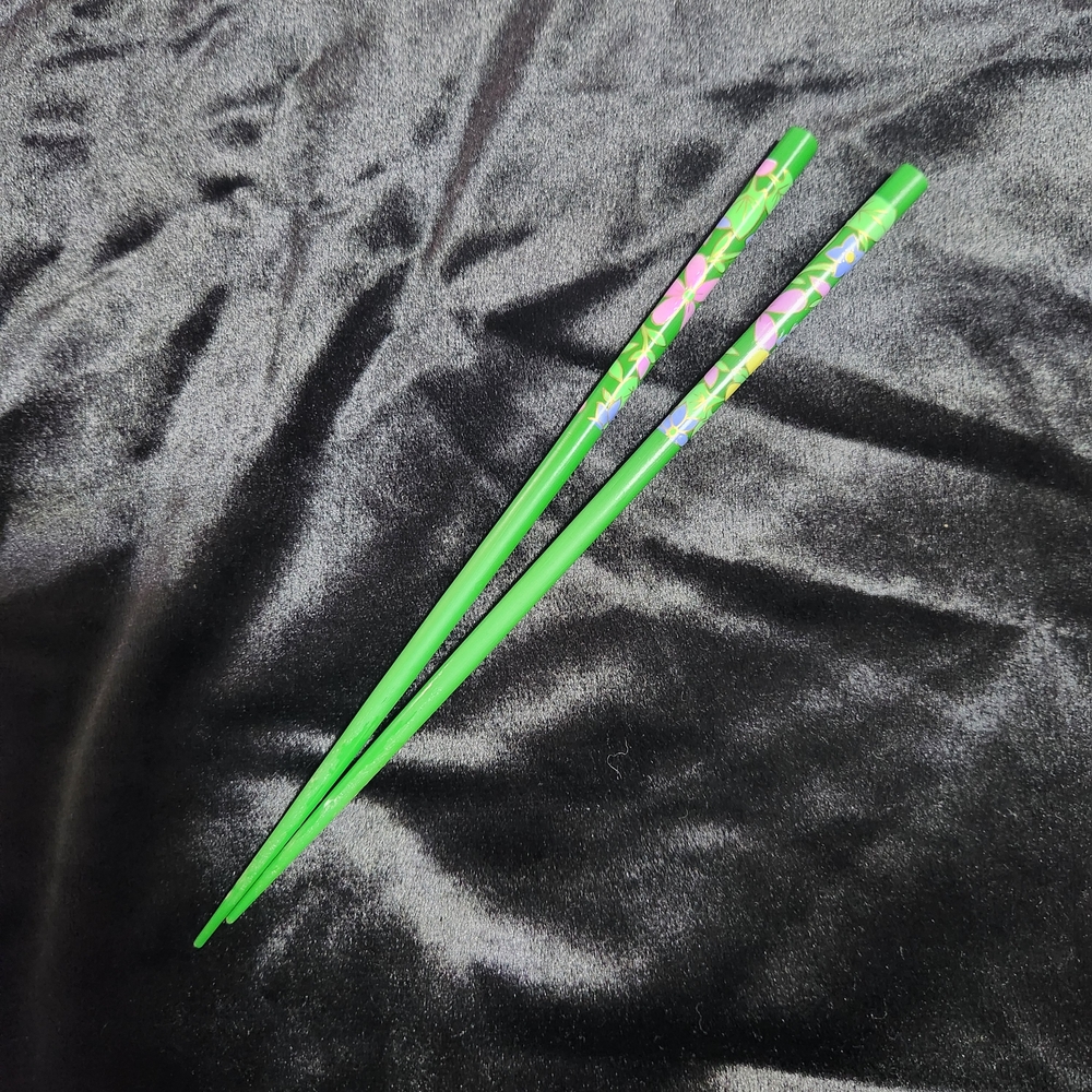 Green Floral Chopsticks - Picture 2 of 4